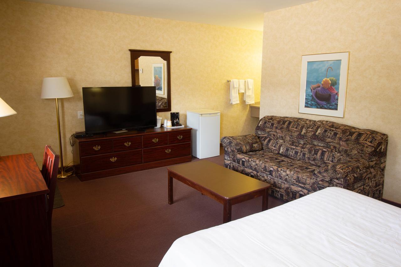 Auberge La Rocaille Shawinigan Exterior photo