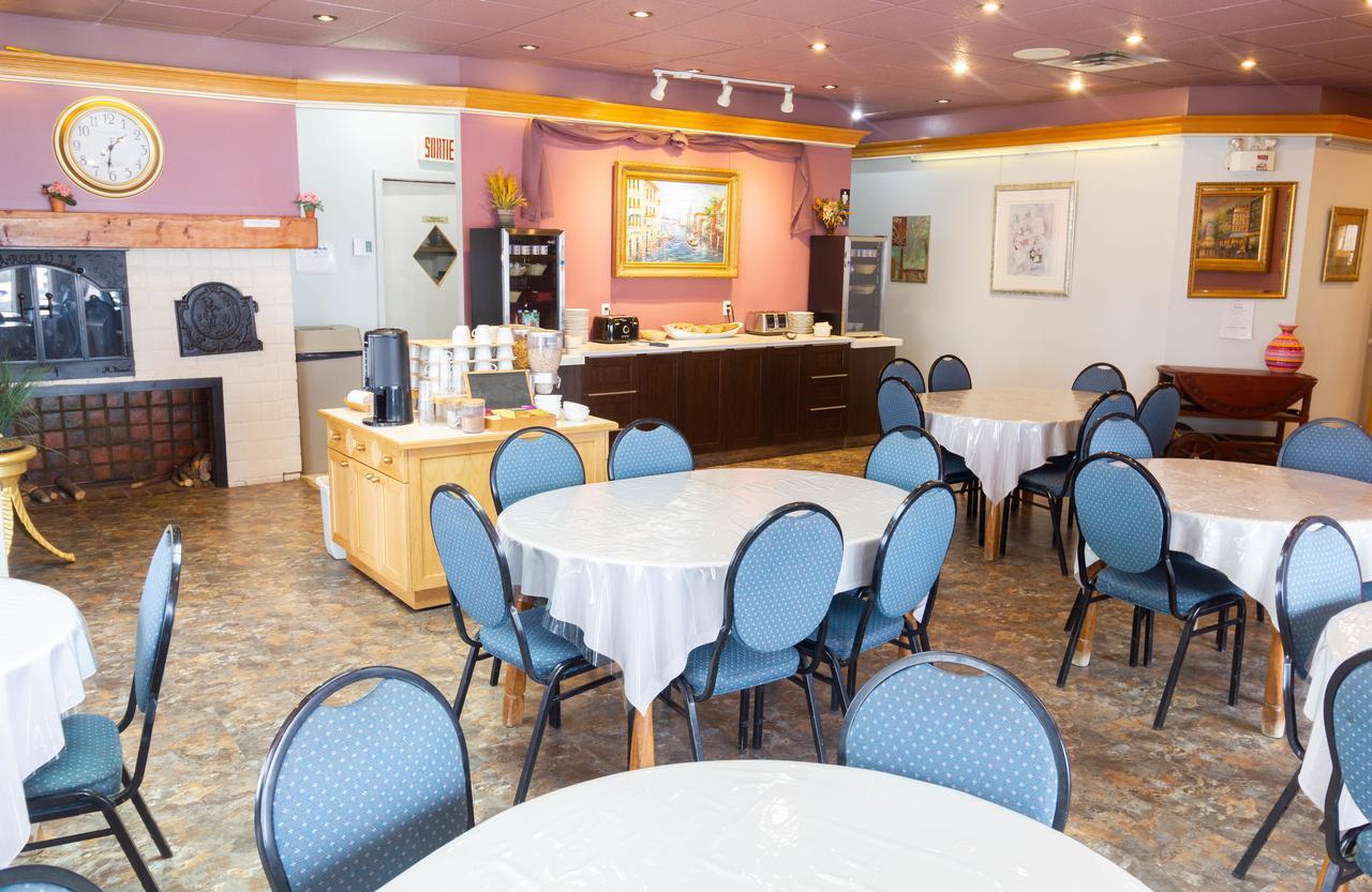 Auberge La Rocaille Shawinigan Exterior photo